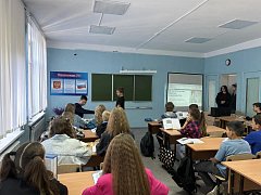 День самоуправления в стиле 90-х: путешествие во времени в честь Дня учителя