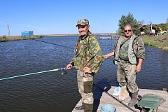 В рамках Всемирного дня туризма в Лысогорском районе организовали соревнования по рыбной ловле и провели тематический круглый стол