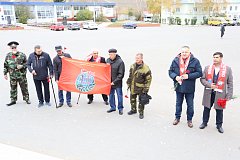 Областной депутат и общественник встретились с жителями Лысогорского района