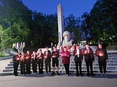 Ежегодно в память о Великой Отечественной войне проводится Всероссийская акция «Свеча Победы