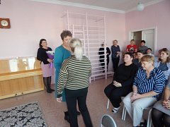Глава Лысогорского  района встретилась с коллективом детского сада