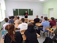 В Лысогорской школе №1 прошла викторина «Знатоки конституции»