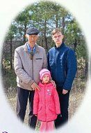 В Лысогорском  районе 5 мужчин возложили на себя обязанности опекунов (попечителей): «Детям в семье будет лучше»