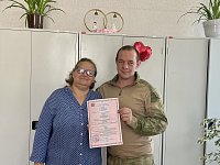 В отделе ЗАГС по Лысогорскому района зарегистрировали рождение новой семьи прибывшего из зоны СВО бойца и его избранницы.