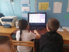 На  «Уроке цифры» школьники Лысогорского района познакомились с технологиями, которые предсказывают погоду