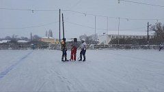 Команда хоккеистов "Подсолнух" обыграла команду из Калининского района