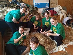 Лысогорские юннаты приняли участие в акции "Живи лес!" 