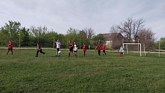 Футбольный матч прошел между командами из  Раздольного и  Рыбушки