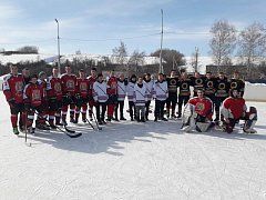В Невежкино прошёл турнир по хоккею, посвящённый закрытию сезона 2023-2024 годов