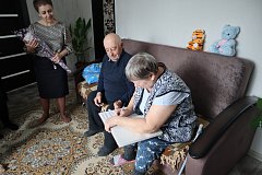  Любовь длиною в 55 лет: супругов Ивановых поздравили с  изумрудной свадьбой